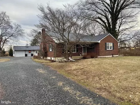 3445 Big Rd, Zieglersville, PA 19492