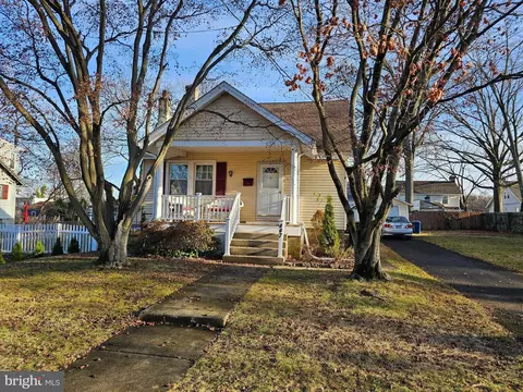 447 Cricket Ave, Glenside, PA 19038
