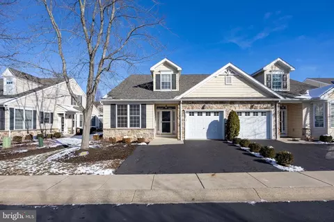 3107 Arbour Green Ct, Hatfield, PA 19440