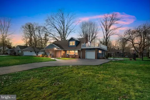 720 Pembroke Rd, Rydal, PA 19046