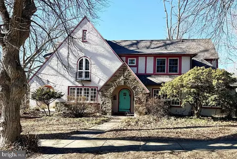 8222 Westminster Rd, Elkins Park, PA 19027