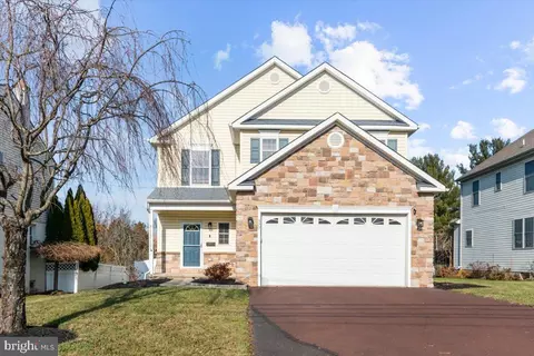 377 Erie Ave, Telford, PA 18969