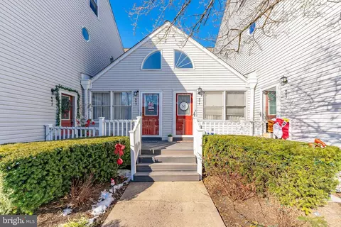 604 Victoria Dr, Montgomeryville, PA 18936