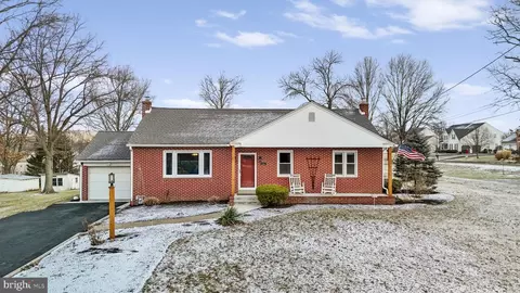 2051 Sunnyside, Pottstown, PA 19464