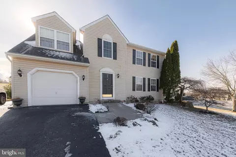 2024 Deer Ridge Dr, Pottstown, PA 19464