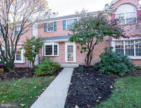 78 Brookside Ct, Boyertown, PA 19512
