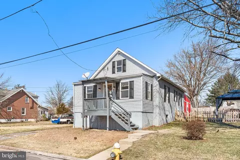 1127 Sembling Ave, Pottstown, PA 19464