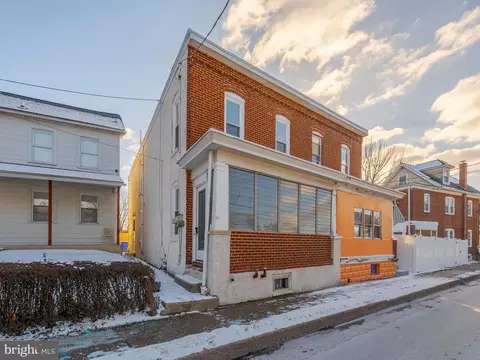 162 Manatawny St, Pottstown, PA 19464