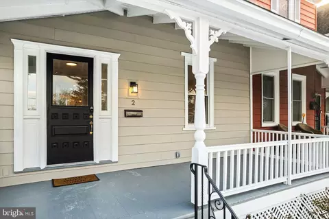2 Waverly Rd, Wyncote, PA 19095