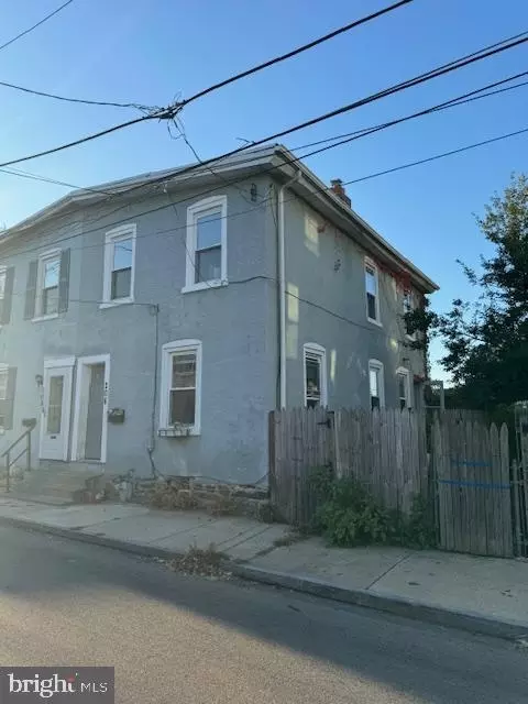206 Sheas Ter, Ardmore, PA 19003