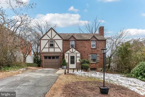 1263 Huntingdon Rd, Abington, PA 19001
