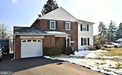 904 Walnut St, Royersford, PA 19468