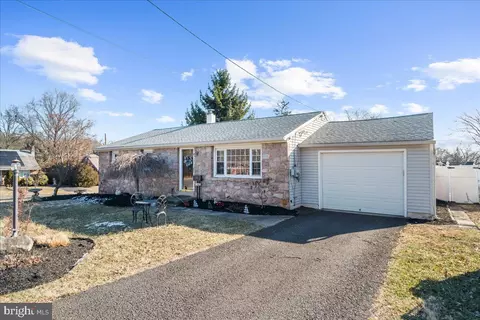 246 N Price St, Pottstown, PA 19464