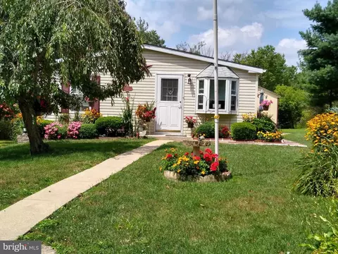 208 Chatham Ct, Souderton, PA 18964