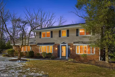 554 Dreshertown Rd, Fort Washington, PA 19034