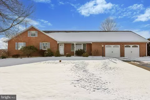 334 E Moyer Rd, Pottstown, PA 19464