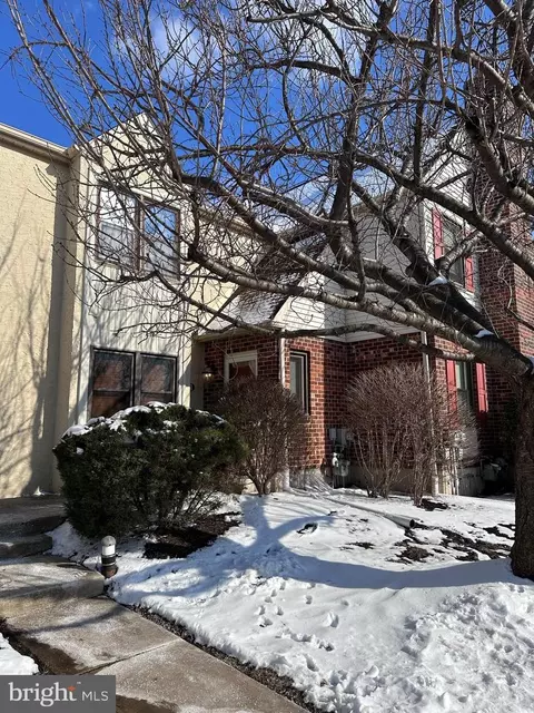 281 Stone Ridge Dr #281, Norristown, PA 19403