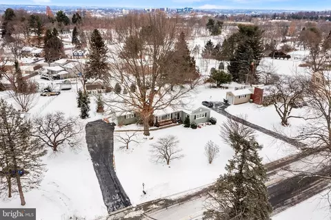 View/Area - 458 Brookwood Rd, Wayne, PA 19087 photo 1 of 2