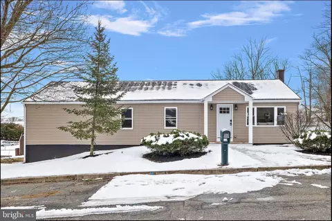 140 Mulberry St, Pottstown, PA 19464