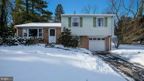 1395 Chestnut Grove Rd, Pottstown, PA 19464