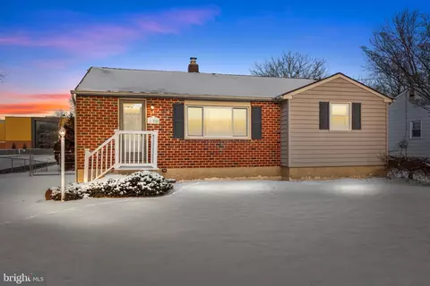 238 Garden Ave, Horsham, PA 19044