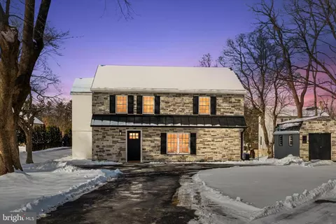 23 E Mount Kirk Ave, Norristown, PA 19403