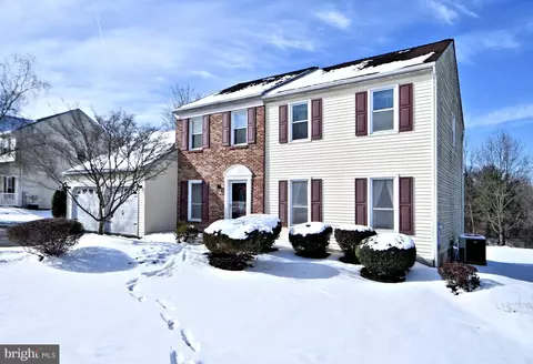 110 Forest Trail Dr, Lansdale, PA 19446