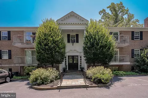 919 W Montgomery Ave #2-7, Bryn Mawr, PA 19010