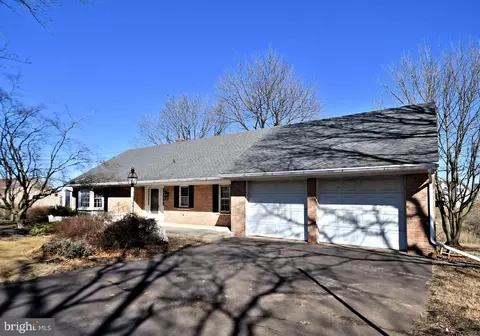 625 Landis Rd, Harleysville, PA 19438