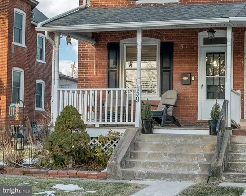 59 Cherry St, Hatfield, PA 19440