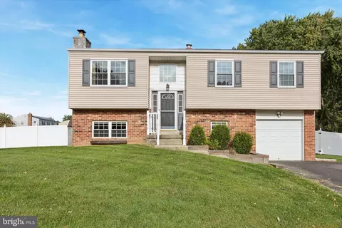 135 Bishop, Norristown, PA 19403