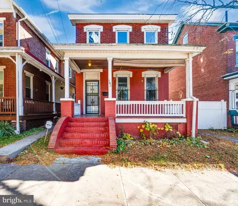 460 N Charlotte St, Pottstown, PA 19464