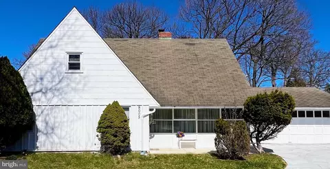 8005 Douglas Rd, Glenside, PA 19038