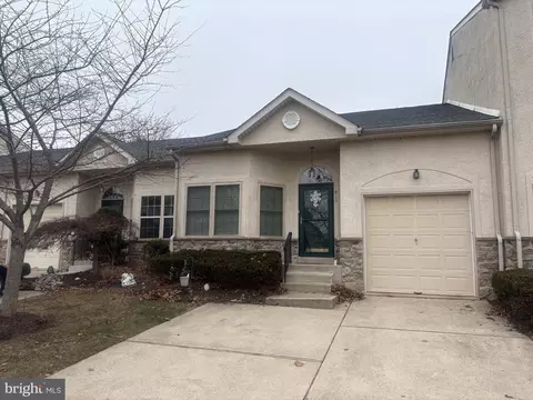 610 Manor Dr, Horsham, PA 19044
