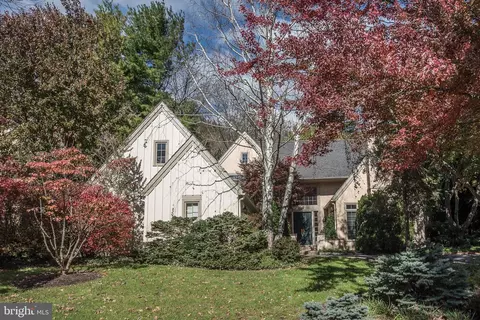 1229 Denbigh Ln, Wayne, PA 19087