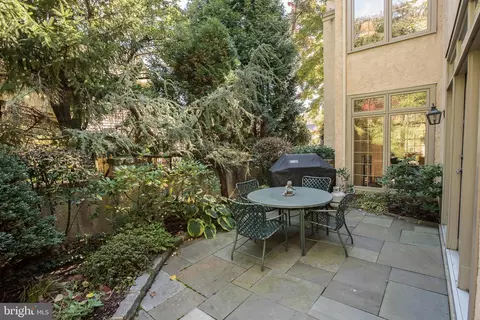 Exterior - 1229 Denbigh Ln, Wayne, PA 19087 photo 9 of 15