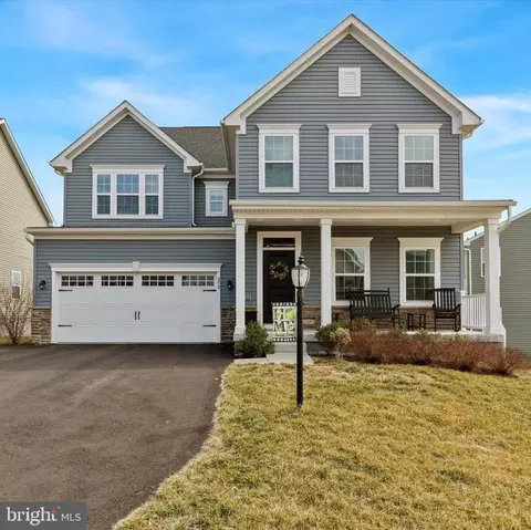 250 Melrose Dr, Gilbertsville, PA 19525