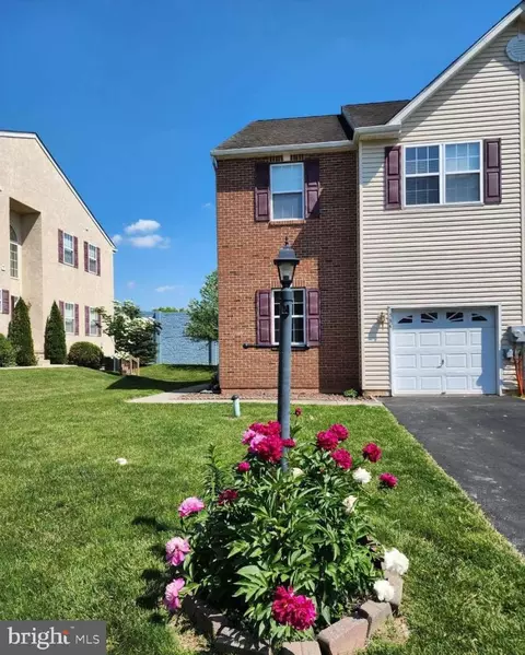 534 Clearview Dr, Souderton, PA 18964