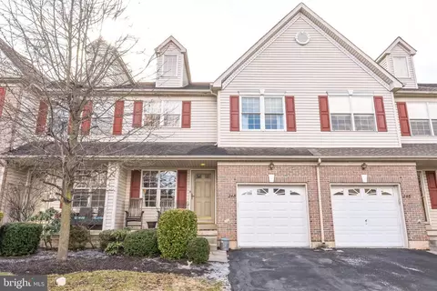 248 Larkspur Ln, Hatfield, PA 19440