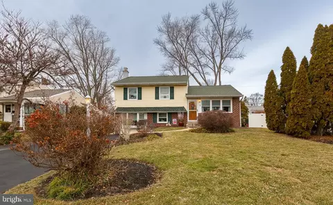 818 High Ave, Hatboro, PA 19040