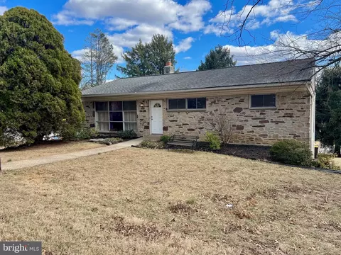 707 Edgewood Rd, King Of Prussia, PA 19406