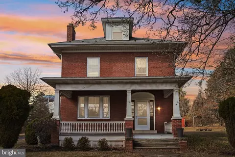 235 W 7th Ave, Trappe, PA 19426