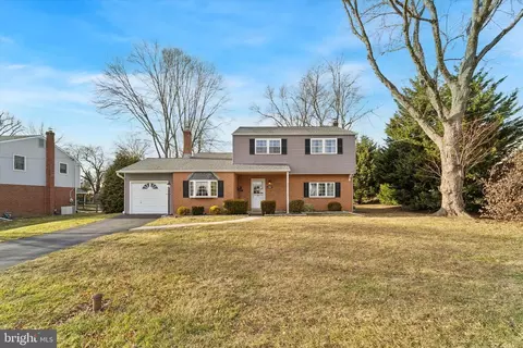 2987 Sheffield Dr, Plymouth Meeting, PA 19462