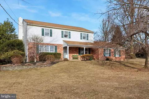 3260 Masons Mill Rd, Huntingdon Valley, PA 19006