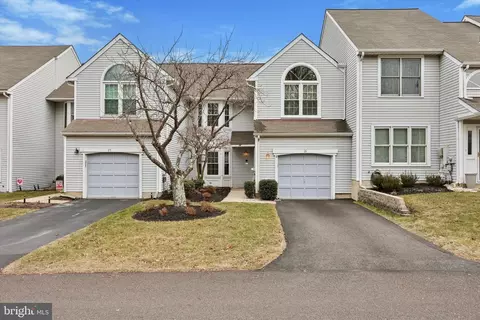 26 Cadwalader Ct, Ambler, PA 19002