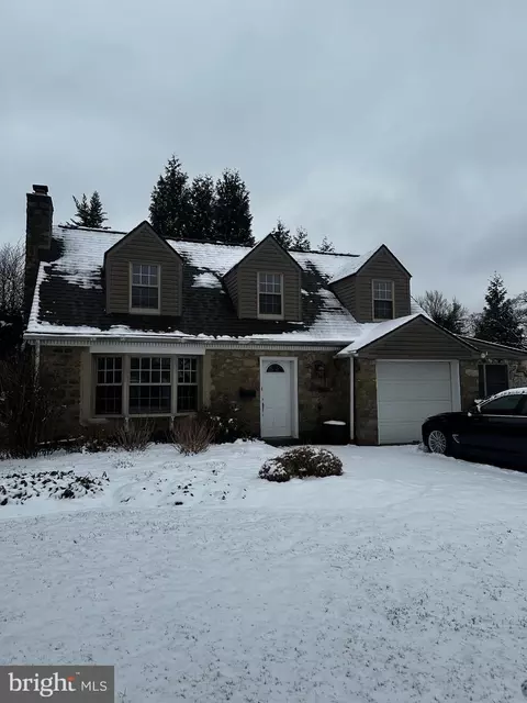 400 Burton Rd, Oreland, PA 19075