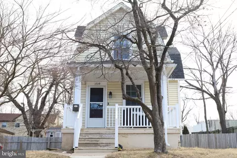 1739 Arnold Ave, Willow Grove, PA 19090