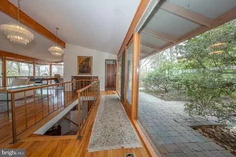 Entry Way - 300 Highview Dr, Wayne, PA 19087 photo 3 of 5