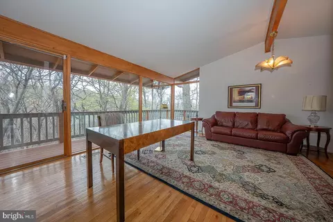 Living - 300 Highview Dr, Wayne, PA 19087 photo 1 of 4