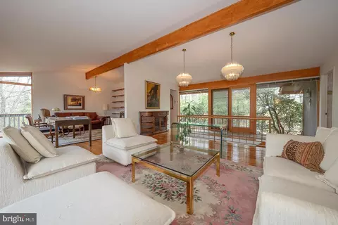 Living - 300 Highview Dr, Wayne, PA 19087 photo 2 of 4